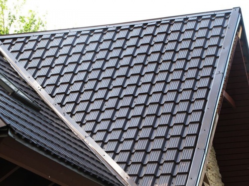 Металлочерепица модерн 0,45 PE RAL 1014 слоновая кость